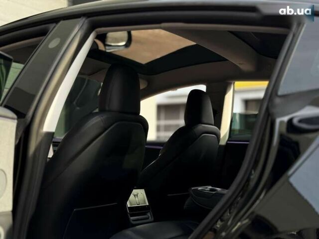 Тесла Модель 3, объемом двигателя 0 л и пробегом 9 тыс. км за 28999 $, фото 15 на Automoto.ua