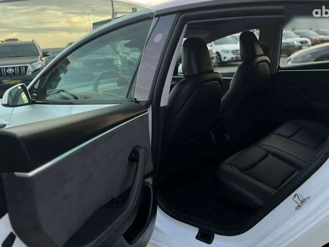 Тесла Модель 3, объемом двигателя 0 л и пробегом 15 тыс. км за 32500 $, фото 24 на Automoto.ua