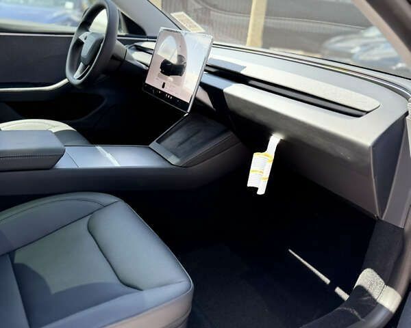 Тесла Модель 3, объемом двигателя 0 л и пробегом 1 тыс. км за 29000 $, фото 22 на Automoto.ua