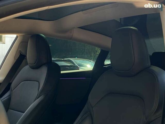 Тесла Модель 3, объемом двигателя 0 л и пробегом 19 тыс. км за 26999 $, фото 13 на Automoto.ua