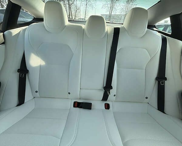Тесла Модель 3, объемом двигателя 0 л и пробегом 1 тыс. км за 49900 $, фото 24 на Automoto.ua