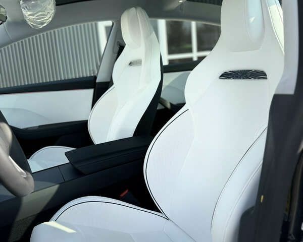 Тесла Модель 3, объемом двигателя 0 л и пробегом 1 тыс. км за 49900 $, фото 19 на Automoto.ua