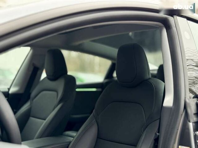 Тесла Модель 3, объемом двигателя 0 л и пробегом 2 тыс. км за 32999 $, фото 13 на Automoto.ua