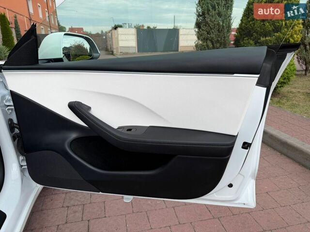 Тесла Модель 3, об'ємом двигуна 0 л та пробігом 12 тис. км за 27700 $, фото 31 на Automoto.ua