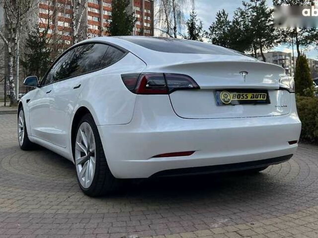 Тесла Модель 3, объемом двигателя 12.58 л и пробегом 49 тыс. км за 30600 $, фото 4 на Automoto.ua