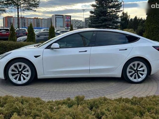 Тесла Модель 3, объемом двигателя 12.58 л и пробегом 49 тыс. км за 30600 $, фото 3 на Automoto.ua