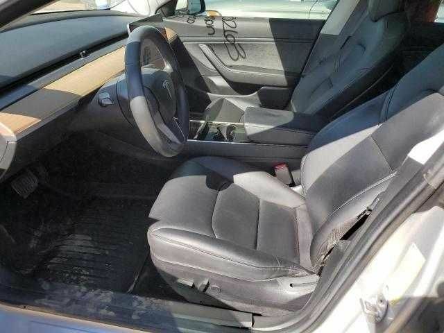 Серый Тесла Модель 3, объемом двигателя 0 л и пробегом 72 тыс. км за 6100 $, фото 7 на Automoto.ua