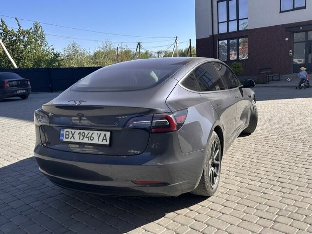 Сірий Тесла Модель 3, об'ємом двигуна 0 л та пробігом 94 тис. км за 16999 $, фото 3 на Automoto.ua