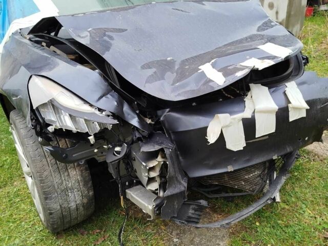 Серый Тесла Модель 3, объемом двигателя 0 л и пробегом 105 тыс. км за 8350 $, фото 4 на Automoto.ua