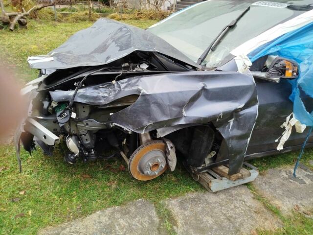 Серый Тесла Модель 3, объемом двигателя 0 л и пробегом 105 тыс. км за 8350 $, фото 7 на Automoto.ua