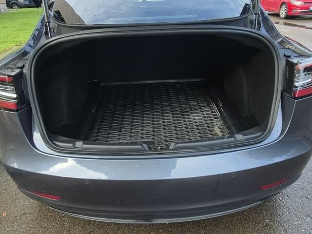 Сірий Тесла Модель 3, об'ємом двигуна 0 л та пробігом 120 тис. км за 19800 $, фото 12 на Automoto.ua