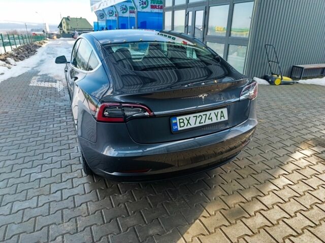 Сірий Тесла Модель 3, об'ємом двигуна 0 л та пробігом 50 тис. км за 16700 $, фото 4 на Automoto.ua