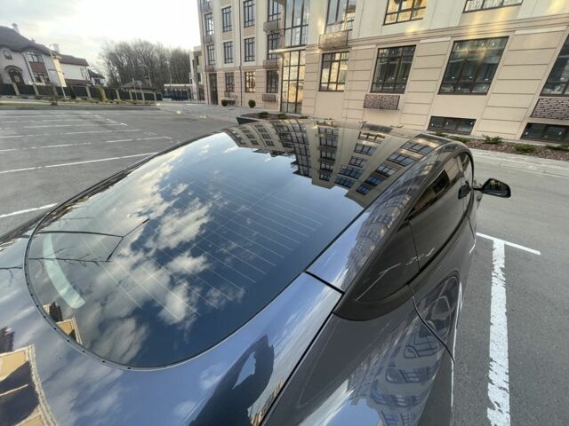 Серый Тесла Модель 3, объемом двигателя 0 л и пробегом 19 тыс. км за 27700 $, фото 6 на Automoto.ua
