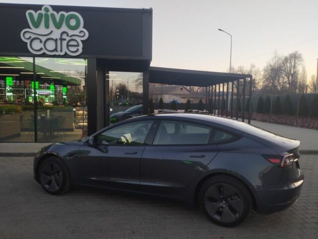 Сірий Тесла Модель 3, об'ємом двигуна 0 л та пробігом 55 тис. км за 21500 $, фото 3 на Automoto.ua