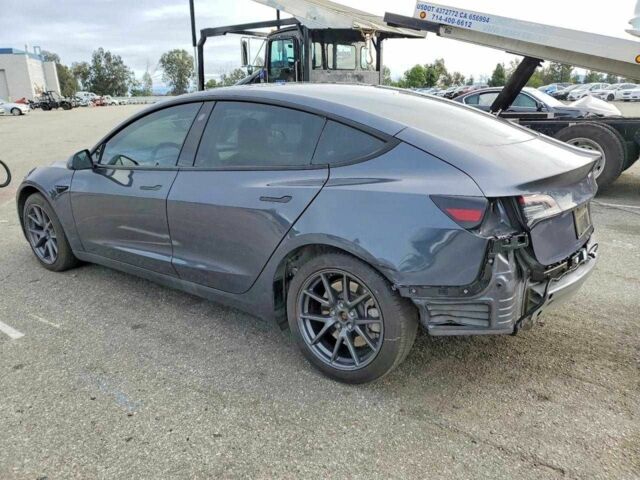 Серый Тесла Модель 3, объемом двигателя 0 л и пробегом 105 тыс. км за 4500 $, фото 1 на Automoto.ua