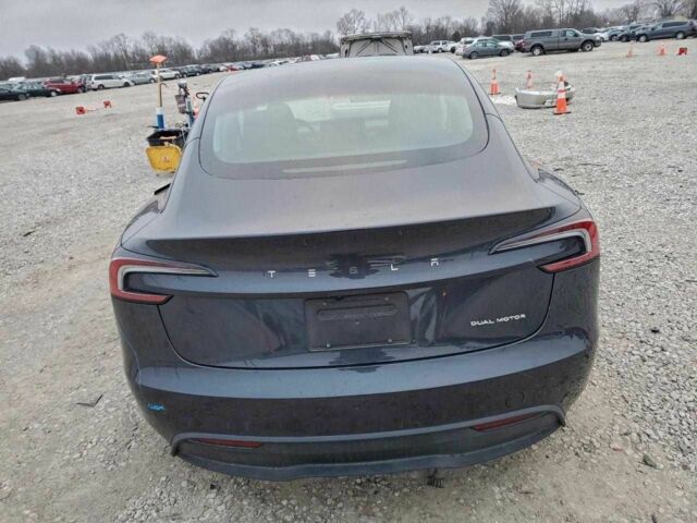 Сірий Тесла Модель 3, об'ємом двигуна 0 л та пробігом 28 тис. км за 9400 $, фото 5 на Automoto.ua