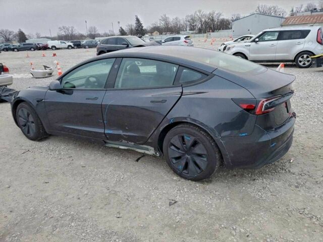 Сірий Тесла Модель 3, об'ємом двигуна 0 л та пробігом 28 тис. км за 9400 $, фото 1 на Automoto.ua