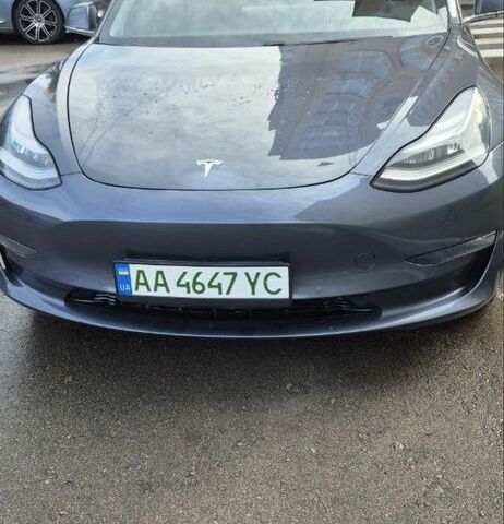 Серый Тесла Модель 3, объемом двигателя 0 л и пробегом 120 тыс. км за 22500 $, фото 3 на Automoto.ua