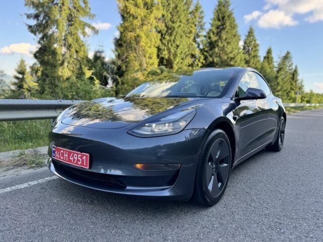Серый Тесла Модель 3, объемом двигателя 0.6 л и пробегом 40 тыс. км за 23500 $, фото 10 на Automoto.ua