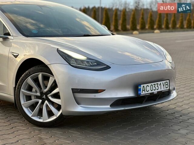 Серый Тесла Модель 3, объемом двигателя 0 л и пробегом 117 тыс. км за 17500 $, фото 5 на Automoto.ua