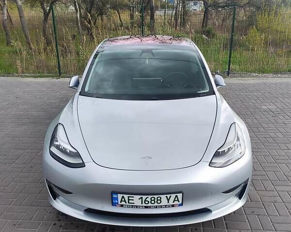 Сірий Тесла Модель 3, об'ємом двигуна 0 л та пробігом 168 тис. км за 16399 $, фото 16 на Automoto.ua