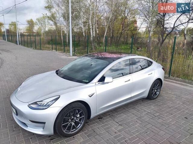Сірий Тесла Модель 3, об'ємом двигуна 0 л та пробігом 168 тис. км за 16399 $, фото 34 на Automoto.ua