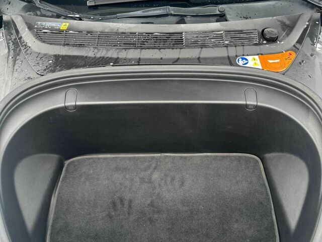 Сірий Тесла Модель 3, об'ємом двигуна 0 л та пробігом 117 тис. км за 16500 $, фото 22 на Automoto.ua