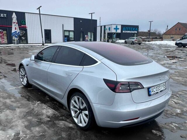 Сірий Тесла Модель 3, об'ємом двигуна 0 л та пробігом 117 тис. км за 16500 $, фото 3 на Automoto.ua