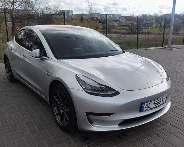 Сірий Тесла Модель 3, об'ємом двигуна 0 л та пробігом 144 тис. км за 16299 $, фото 6 на Automoto.ua
