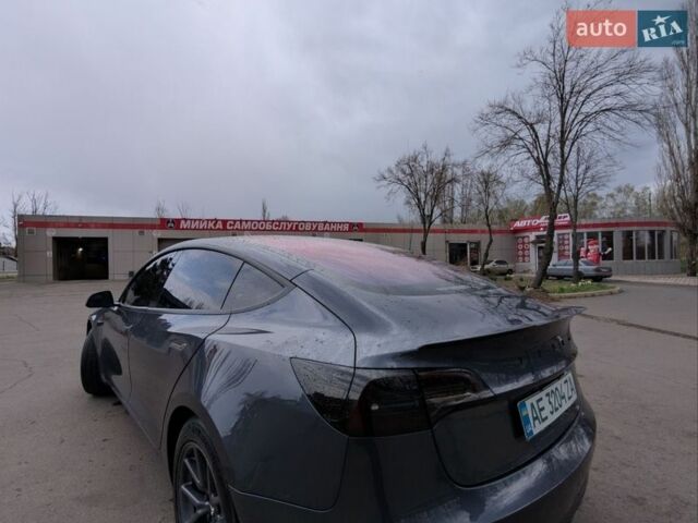 Серый Тесла Модель 3, объемом двигателя 0 л и пробегом 245 тыс. км за 15689 $, фото 5 на Automoto.ua