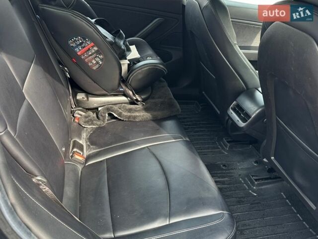 Серый Тесла Модель 3, объемом двигателя 0 л и пробегом 140 тыс. км за 15600 $, фото 5 на Automoto.ua