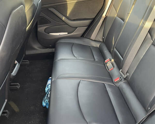 Серый Тесла Модель 3, объемом двигателя 0 л и пробегом 103 тыс. км за 22500 $, фото 13 на Automoto.ua