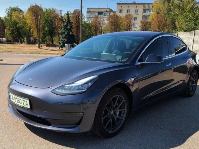 Сірий Тесла Модель 3, об'ємом двигуна 0 л та пробігом 180 тис. км за 15500 $, фото 3 на Automoto.ua