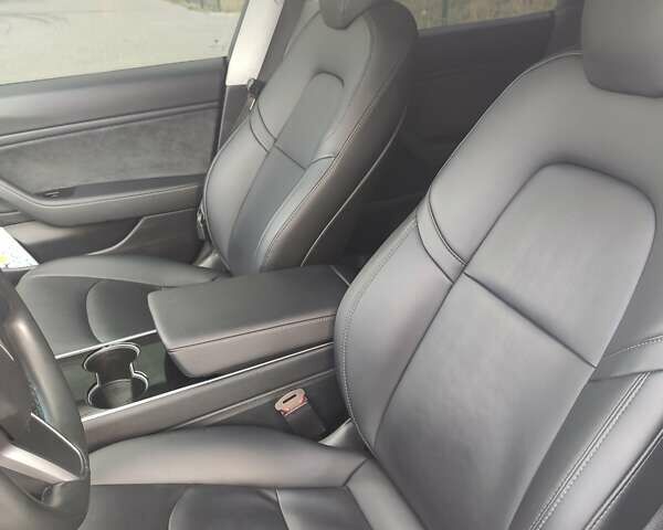 Сірий Тесла Модель 3, об'ємом двигуна 0 л та пробігом 144 тис. км за 16299 $, фото 26 на Automoto.ua