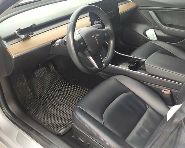 Сірий Тесла Модель 3, об'ємом двигуна 0 л та пробігом 144 тис. км за 16299 $, фото 25 на Automoto.ua