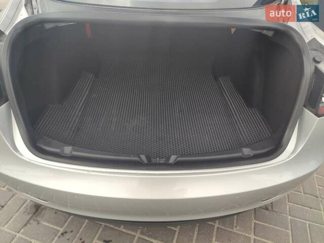 Сірий Тесла Модель 3, об'ємом двигуна 0 л та пробігом 168 тис. км за 16399 $, фото 61 на Automoto.ua