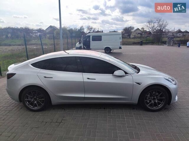 Сірий Тесла Модель 3, об'ємом двигуна 0 л та пробігом 144 тис. км за 16299 $, фото 8 на Automoto.ua