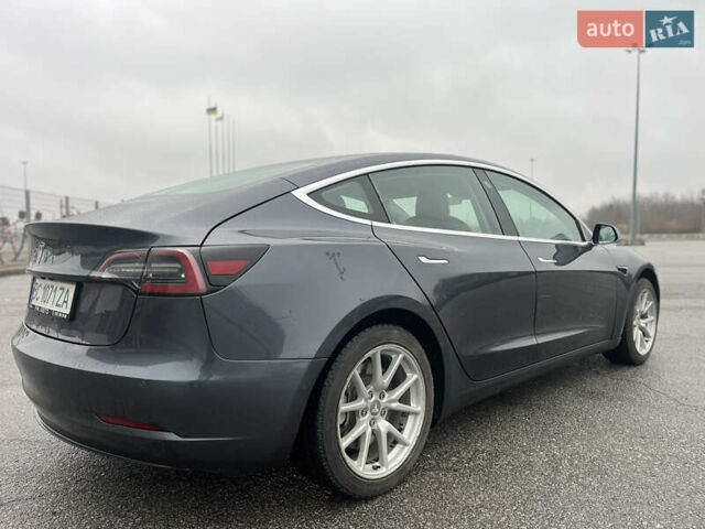 Серый Тесла Модель 3, объемом двигателя 0 л и пробегом 78 тыс. км за 17250 $, фото 7 на Automoto.ua
