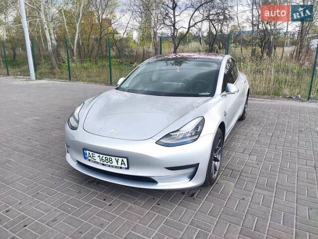 Сірий Тесла Модель 3, об'ємом двигуна 0 л та пробігом 168 тис. км за 16399 $, фото 18 на Automoto.ua