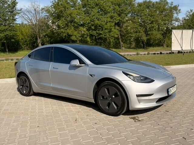 Сірий Тесла Модель 3, об'ємом двигуна 0 л та пробігом 141 тис. км за 15200 $, фото 5 на Automoto.ua