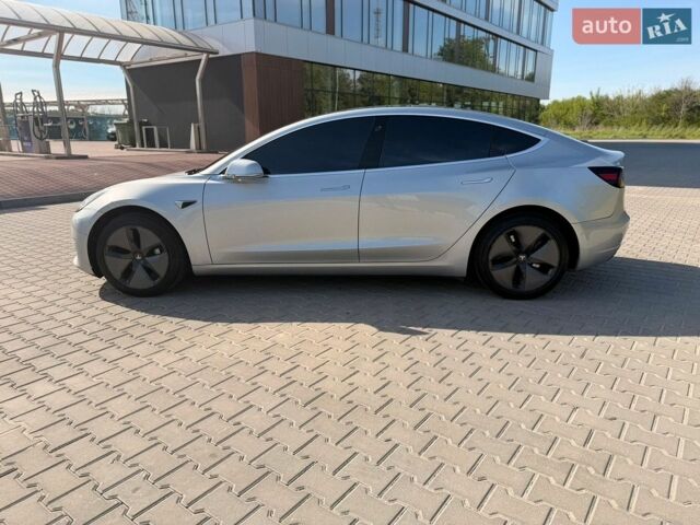 Сірий Тесла Модель 3, об'ємом двигуна 0 л та пробігом 141 тис. км за 15200 $, фото 1 на Automoto.ua