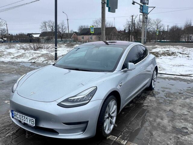 Сірий Тесла Модель 3, об'ємом двигуна 0 л та пробігом 117 тис. км за 16500 $, фото 1 на Automoto.ua
