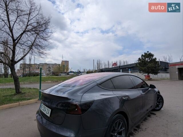 Серый Тесла Модель 3, объемом двигателя 0 л и пробегом 245 тыс. км за 15689 $, фото 3 на Automoto.ua