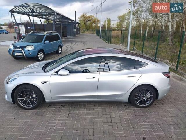 Сірий Тесла Модель 3, об'ємом двигуна 0 л та пробігом 168 тис. км за 16399 $, фото 33 на Automoto.ua