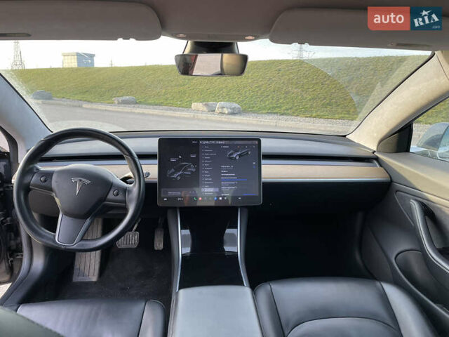 Серый Тесла Модель 3, объемом двигателя 0 л и пробегом 103 тыс. км за 22500 $, фото 14 на Automoto.ua