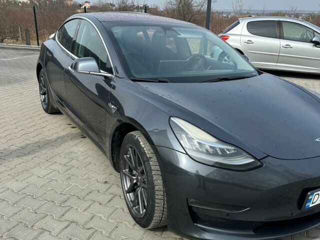 Сірий Тесла Модель 3, об'ємом двигуна 0 л та пробігом 140 тис. км за 15600 $, фото 4 на Automoto.ua