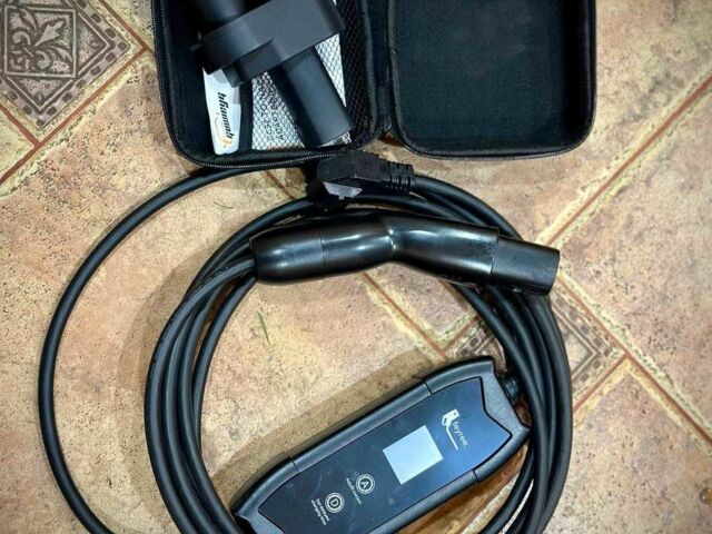 Сірий Тесла Модель 3, об'ємом двигуна 0 л та пробігом 285 тис. км за 14000 $, фото 12 на Automoto.ua