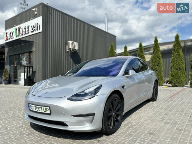 Сірий Тесла Модель 3, об'ємом двигуна 0 л та пробігом 180 тис. км за 17300 $, фото 9 на Automoto.ua