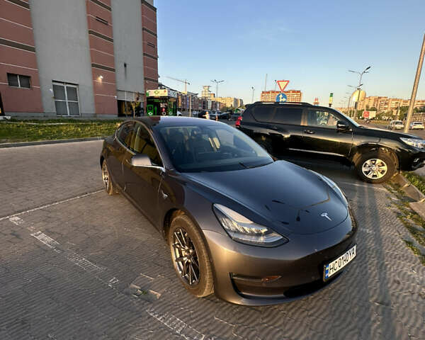 Сірий Тесла Модель 3, об'ємом двигуна 0 л та пробігом 105 тис. км за 20700 $, фото 6 на Automoto.ua