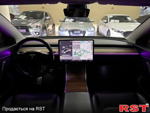 Сірий Тесла Модель 3, об'ємом двигуна 0.21 л та пробігом 76 тис. км за 19900 $, фото 10 на Automoto.ua